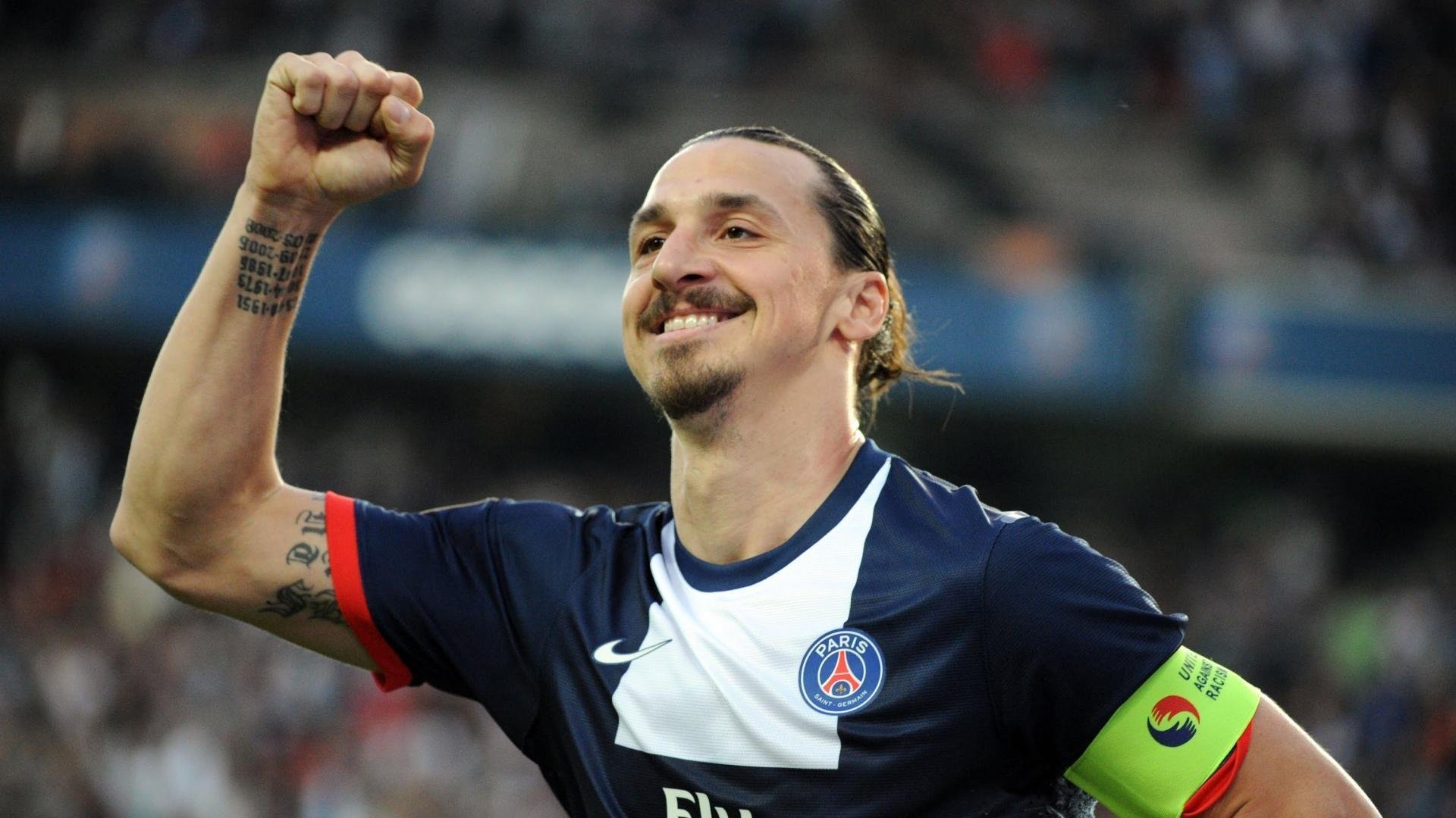 《全球电子竞技大奖揭晓:年度最佳战队出炉》,世界十大电子竞技选手